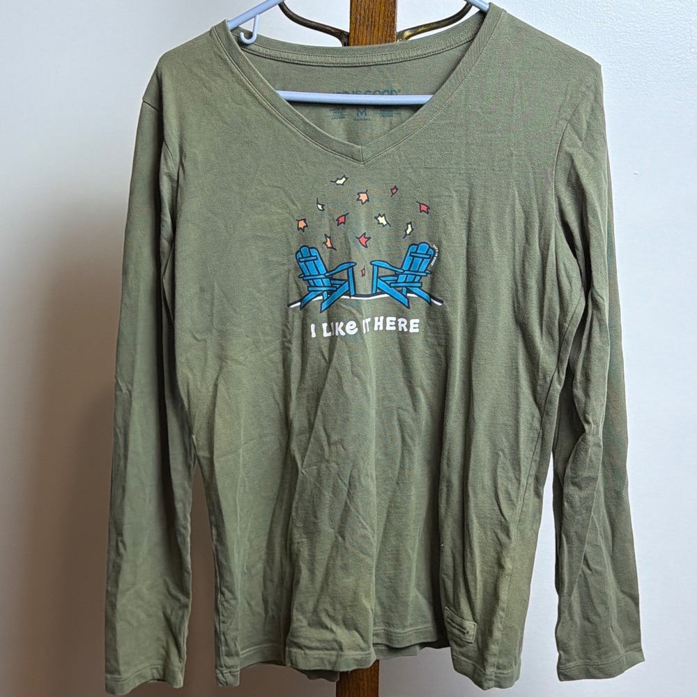 Life is Good Womens Crusher V-Neck LS Soft Tee Adirondack M Lake Life Autumn